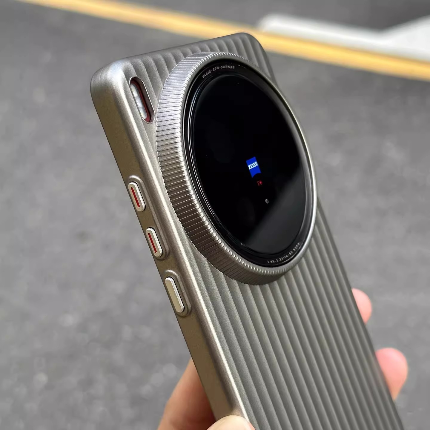 适用vivoX200哑光电镀瓦楞壳磨砂防指纹X200pro大孔X200S手机硬壳