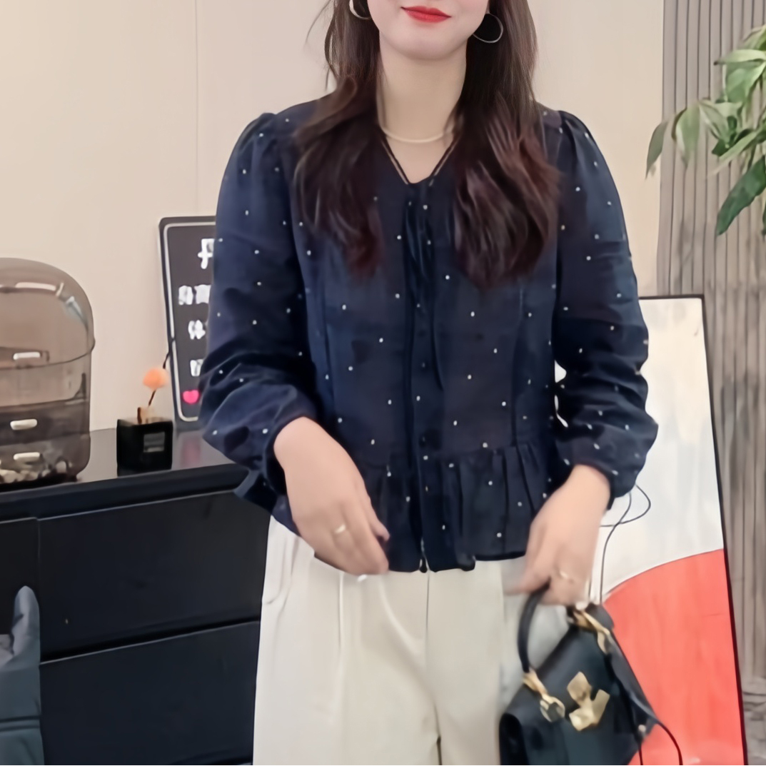 2025简单一点~特色开扣蝴蝶结长袖小衫设计感潮流高级百搭上衣女