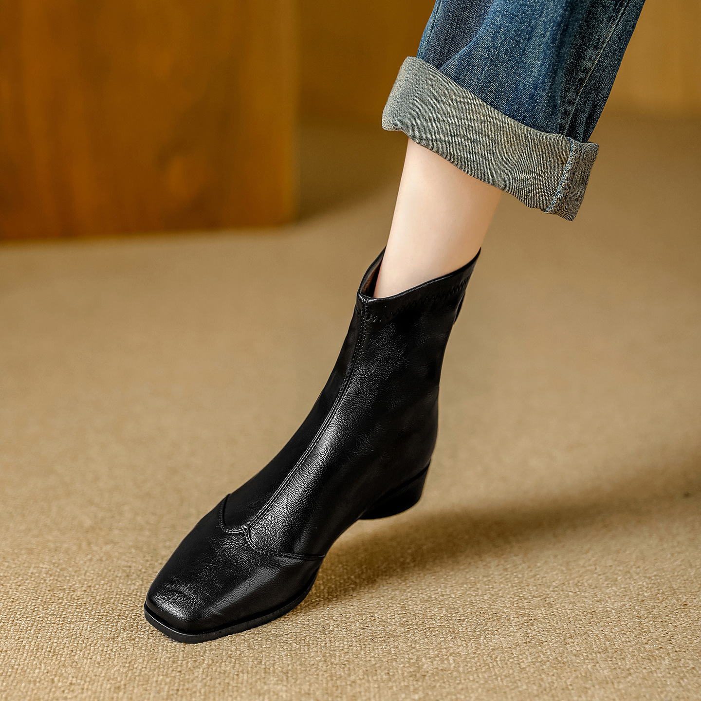 羊皮版~ 美拉德小皮靴低跟舒适弹力瘦瘦靴百搭复古黑色方头短靴女