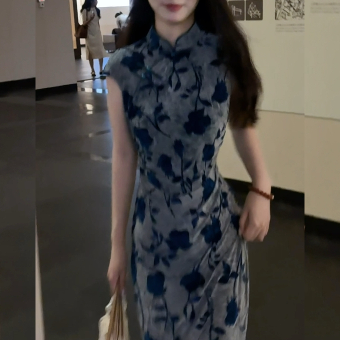 俏娘鱼蓝色复古新中式改良月牙袖旗袍女2025夏新款日常可穿老上海