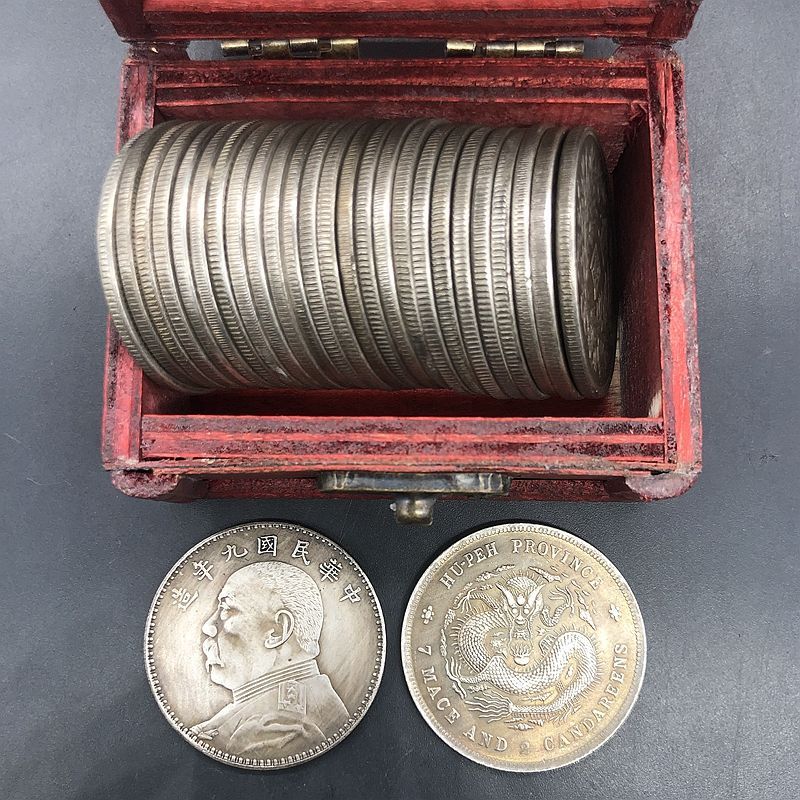 乡下老物件袁大头工艺品随机发10枚带箱子包邮