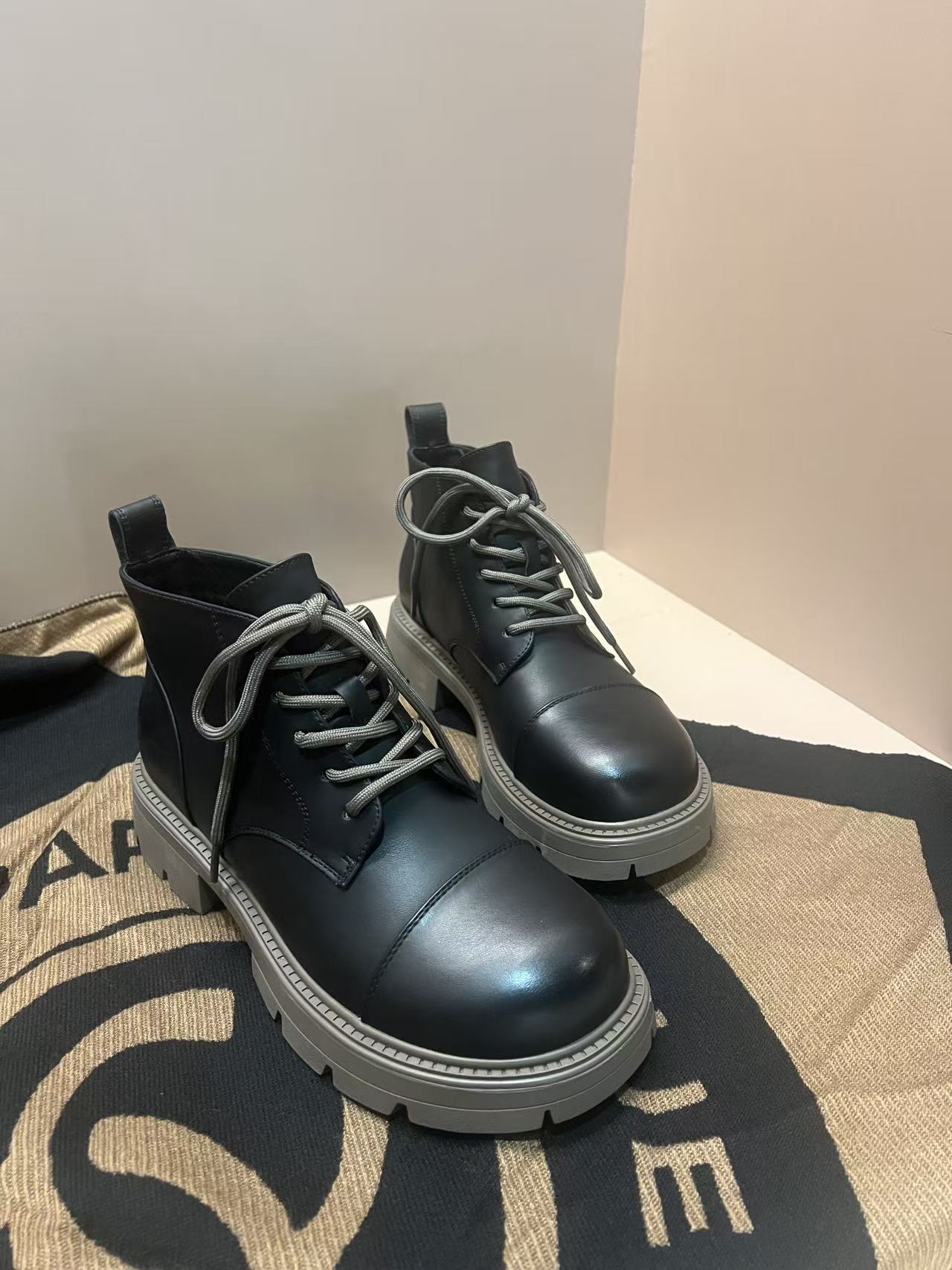 ZL时尚经典单鞋652-2