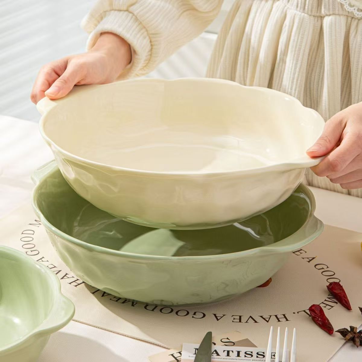 奶油酸菜鱼大盆碗家用新款大号汤碗双耳陶瓷汤盆毛血旺专用