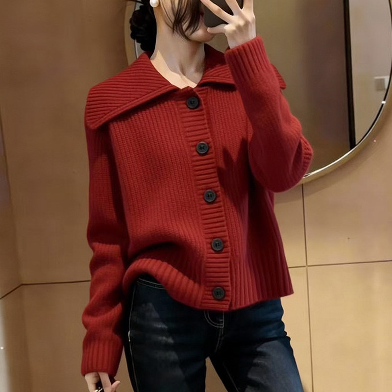 翻领红色毛衣外套女士2025秋冬软糯减龄宽松显瘦外穿针织开衫上衣