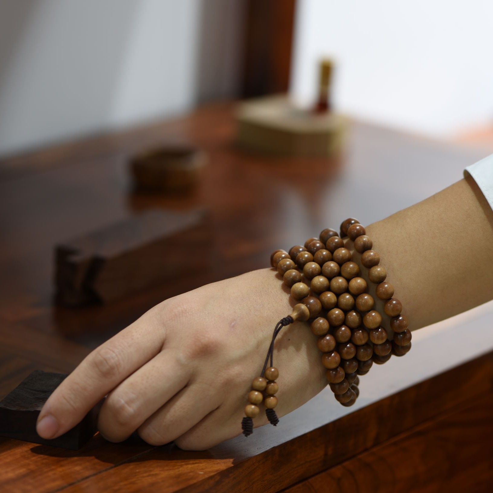 木质手链 迈索尔黑肉高油密檀香多圈手串