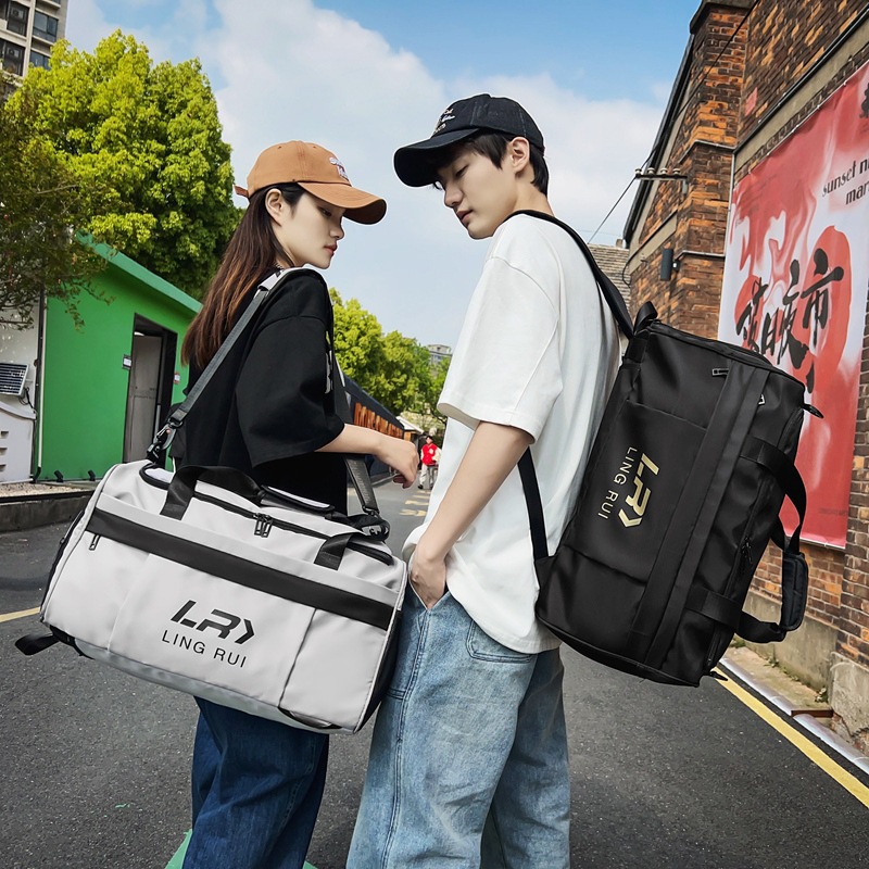 透气潮牌日系书包男双肩背包旅行包大容量运动训练健身包单肩斜挎