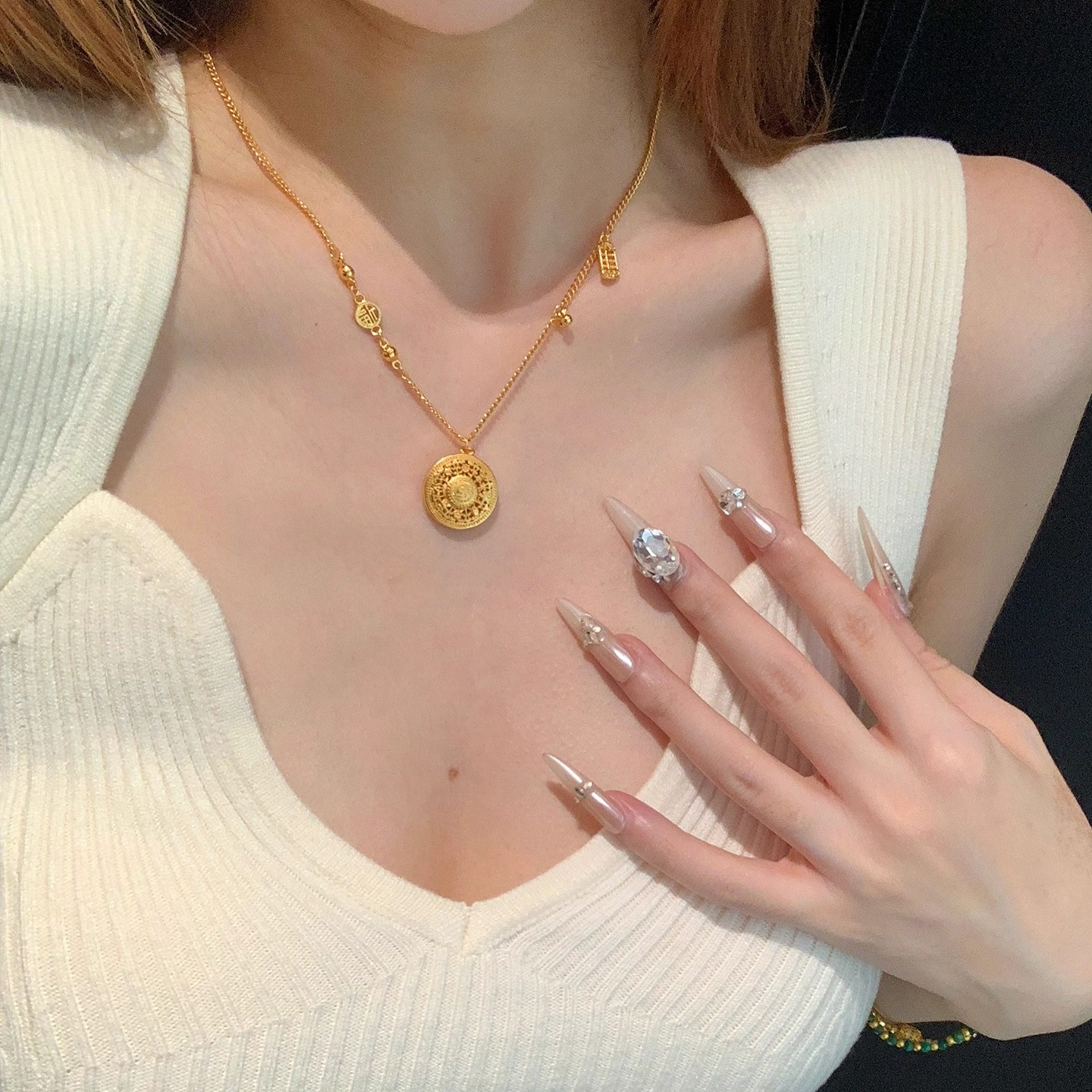 铜合金项链 新中式古法镂空八宝罗盘项链女轻奢小众高级感锁骨链