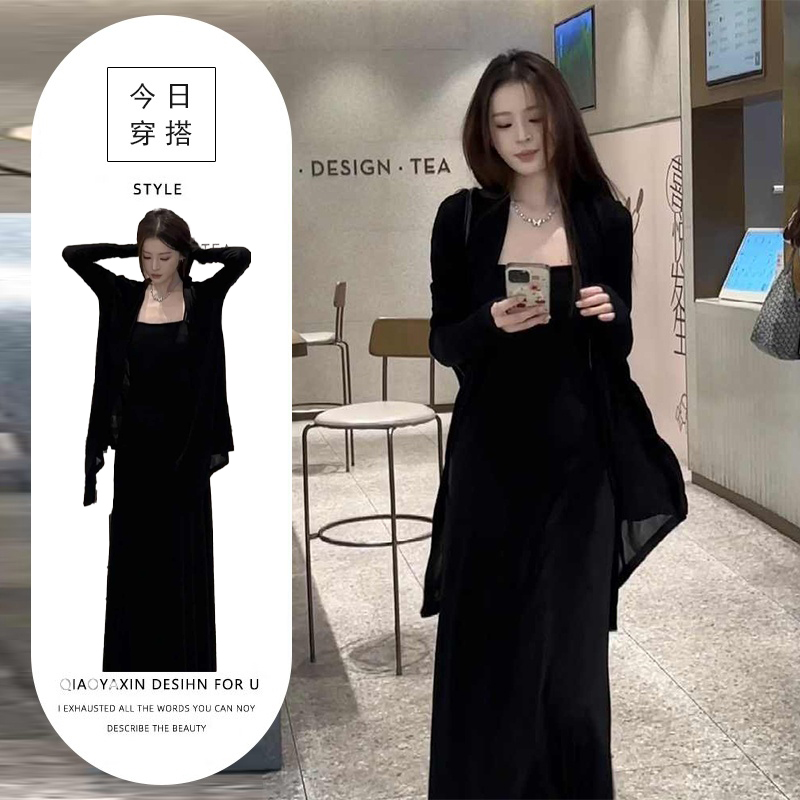 秋季穿搭2025年新款时尚套装冰丝薄款外套吊带连衣裙搭配一整套女