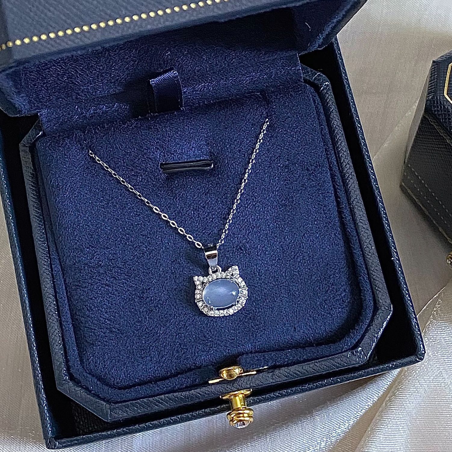 坠链均足银 999纯银甜美沐光小猫项链女轻奢高级感送闺蜜生日礼物