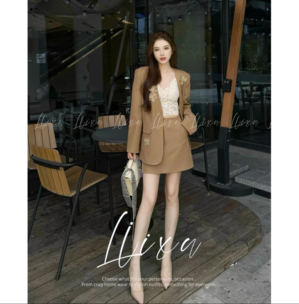 【现货运费险】秋季新款高级感立体花休闲西服套装+蕾丝美背/三件套