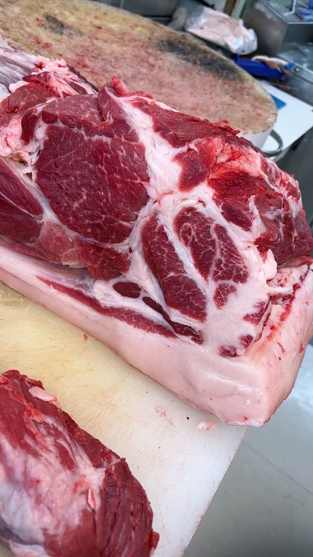 贵州深山散养黑猪前腿梅花肥瘦