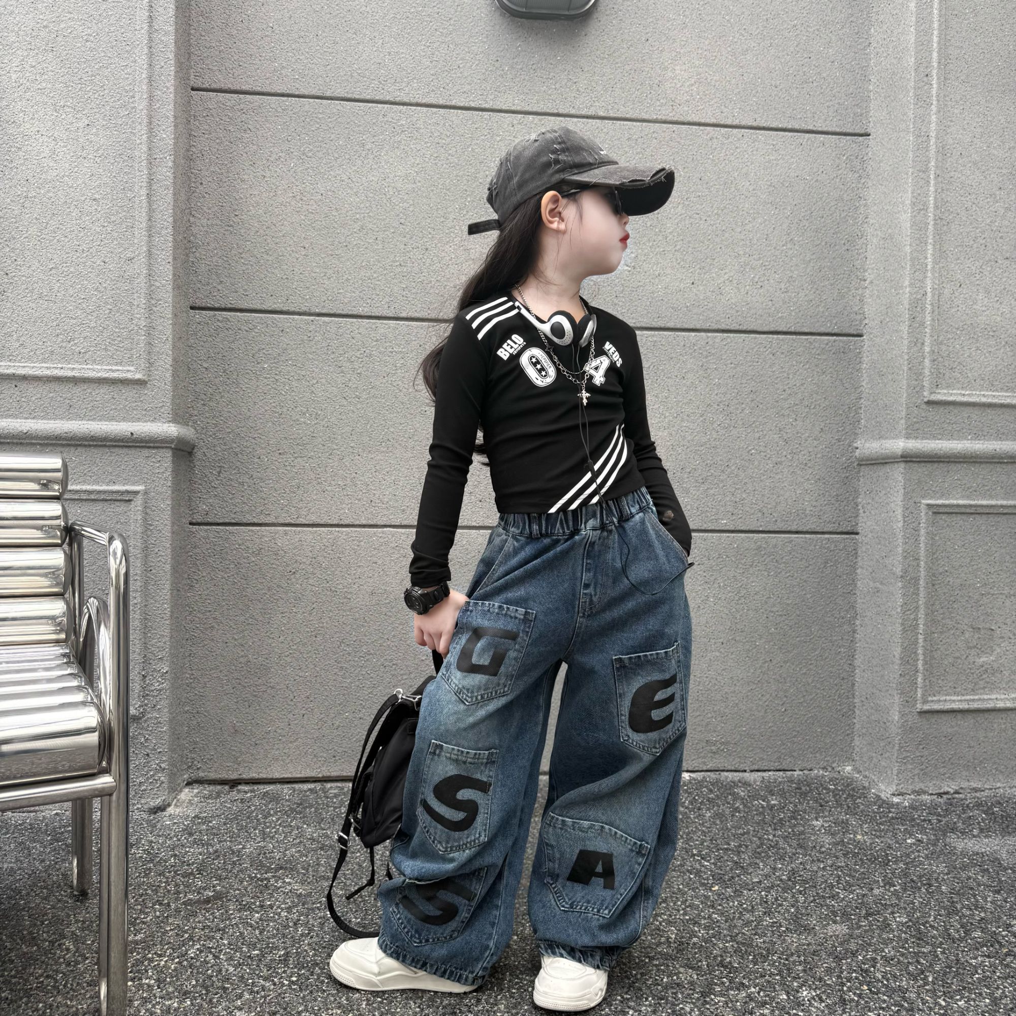女童秋季潮酷休闲风工装牛仔裤阔腿裤中大童修身短款爵士风打底衫