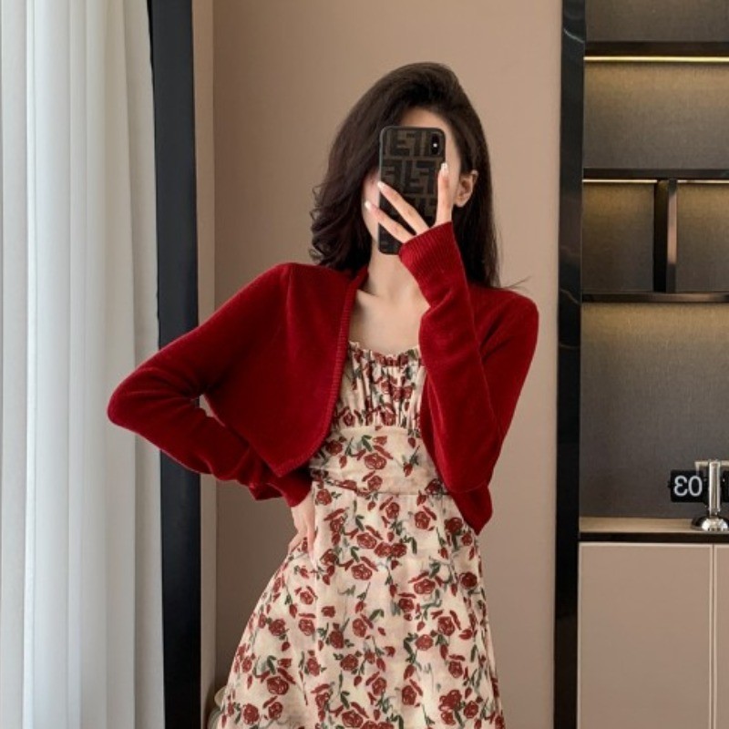 法式酒红色v领针织开衫女2025夏季新款冰丝外搭披肩防晒罩衫上衣