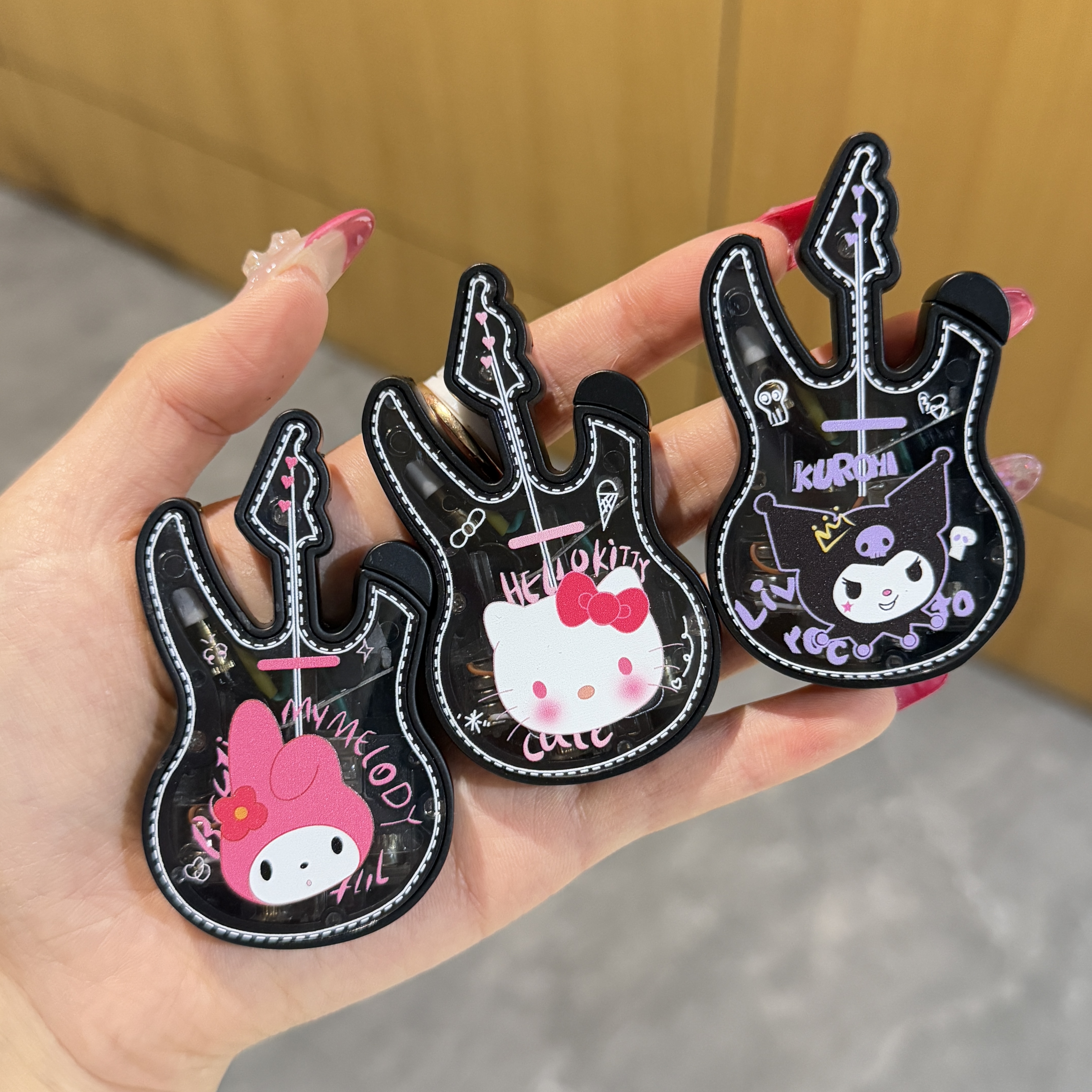 旋转解压卡通吉他卡通打火机创意趣味防风网红礼物炫酷ins送男友