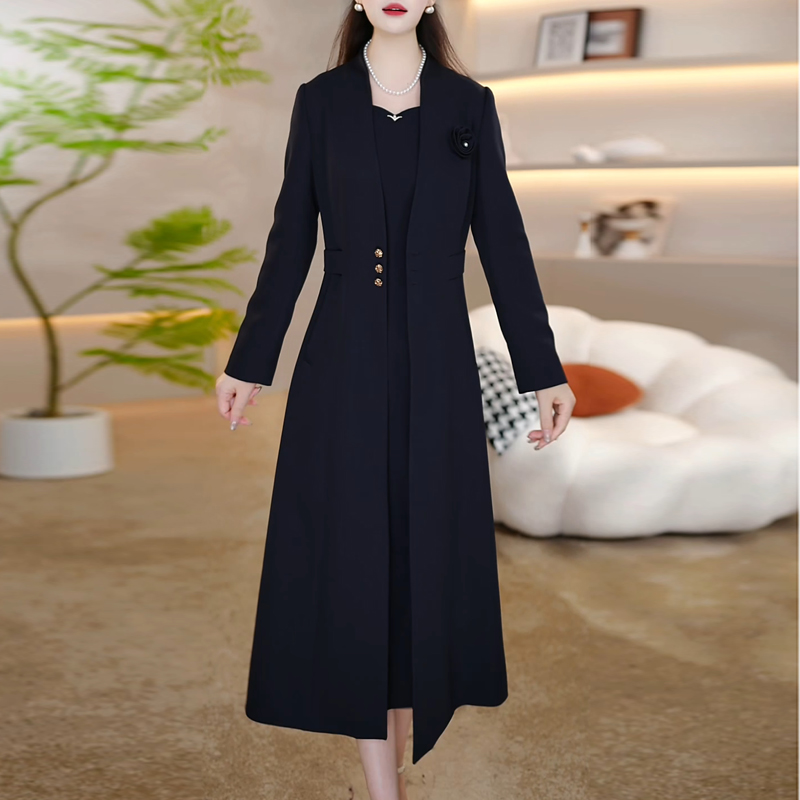 纯色轻熟风连衣裙风衣两件套2025年新款秋季流行爆款女装裙子套装