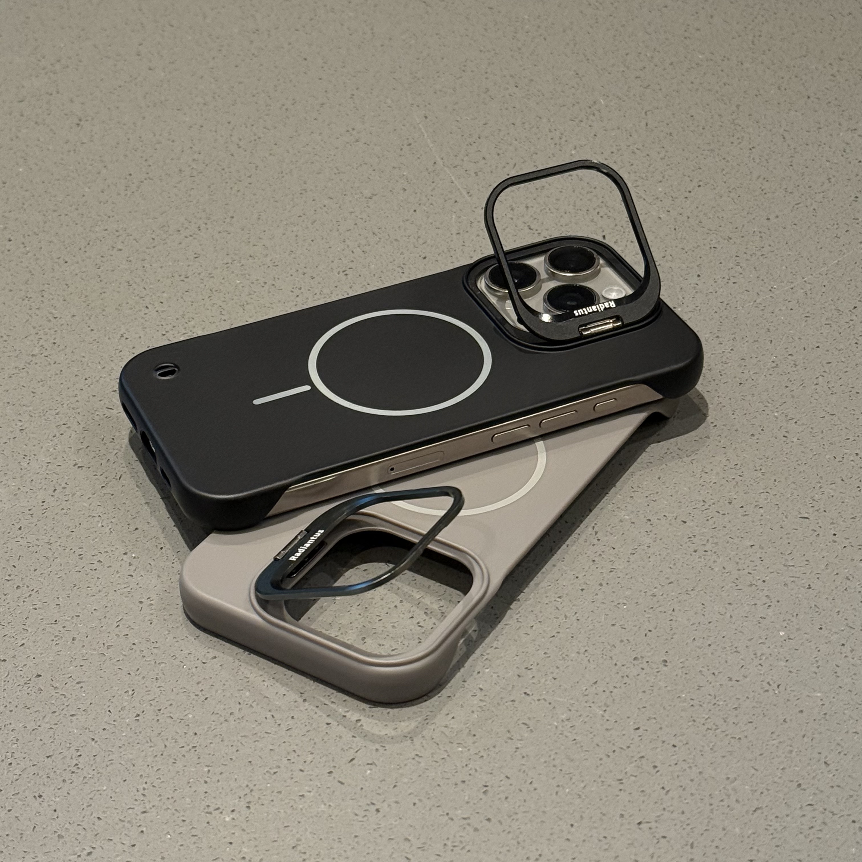 欧克里里高级无边框支架磁吸壳适用苹果16promax手机壳15/14男13