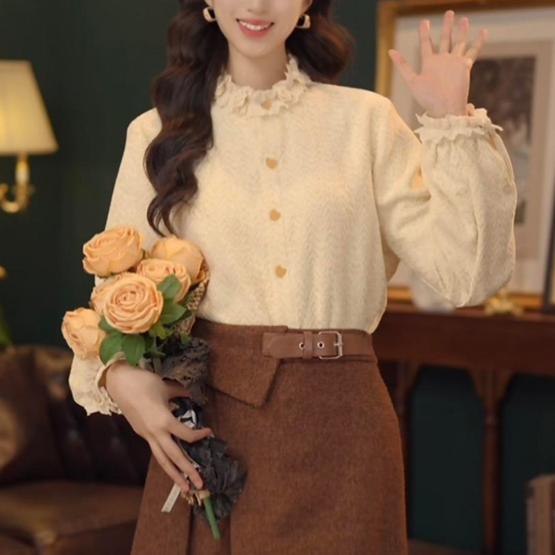 【暖花甜茶​​】复古港风2026秋冬厚款休闲百搭木耳领长袖衬衫上衣