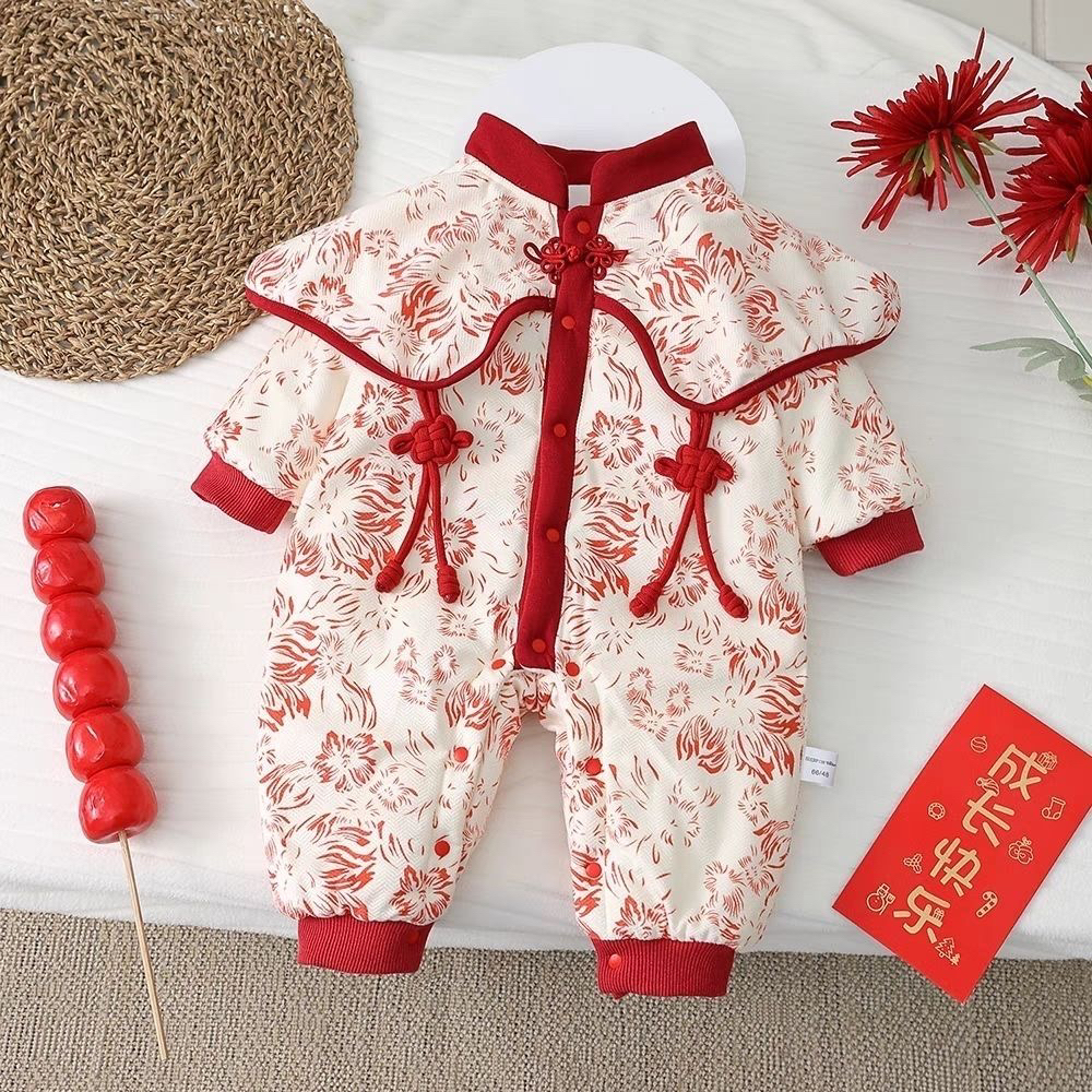 婴儿秋冬加绒连体衣服国风宝宝保暖过年喜庆红色周岁礼服外出哈衣