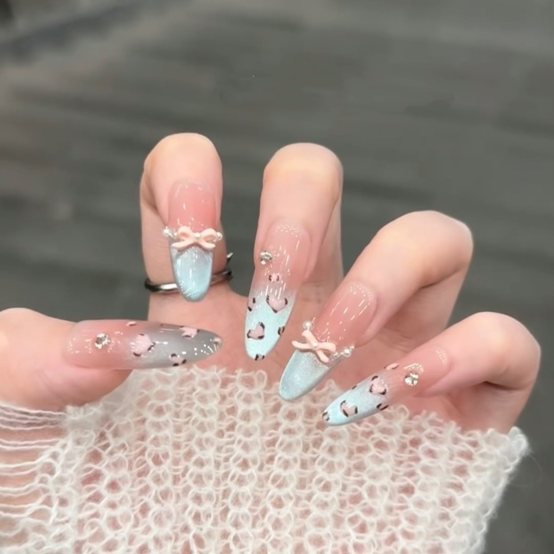 海蓝猫眼海盐夏日湖蓝色猫眼美甲手工穿戴甲晕染美甲穿戴甲片冰透
