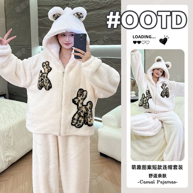睡衣女2025新款珊瑚绒冬天保暖加绒加厚卡通连帽家居服套装秋冬天