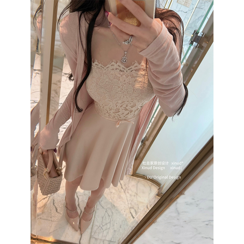 杜总家  人比桃花娇*原创氛围感纯欲温柔蕾丝气质吊带连衣裙女