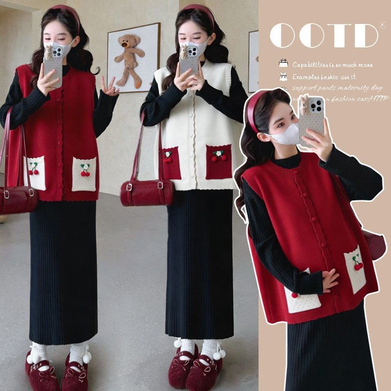 秋冬新款网红时尚樱桃拼接马甲打底裙高品质百搭减龄时髦孕妇套装