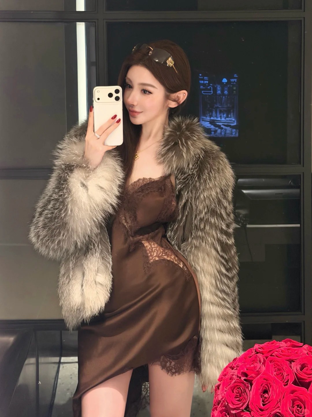 【摩卡魅影】冬季新款小众宽松气质保暖毛毛外套配蕾丝拼接吊带裙女