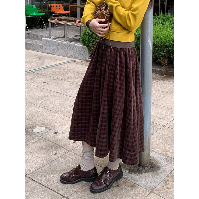 耶古原宿风灯芯绒格纹细褶半身裙女秋冬季高腰窄边a字百褶直筒裙