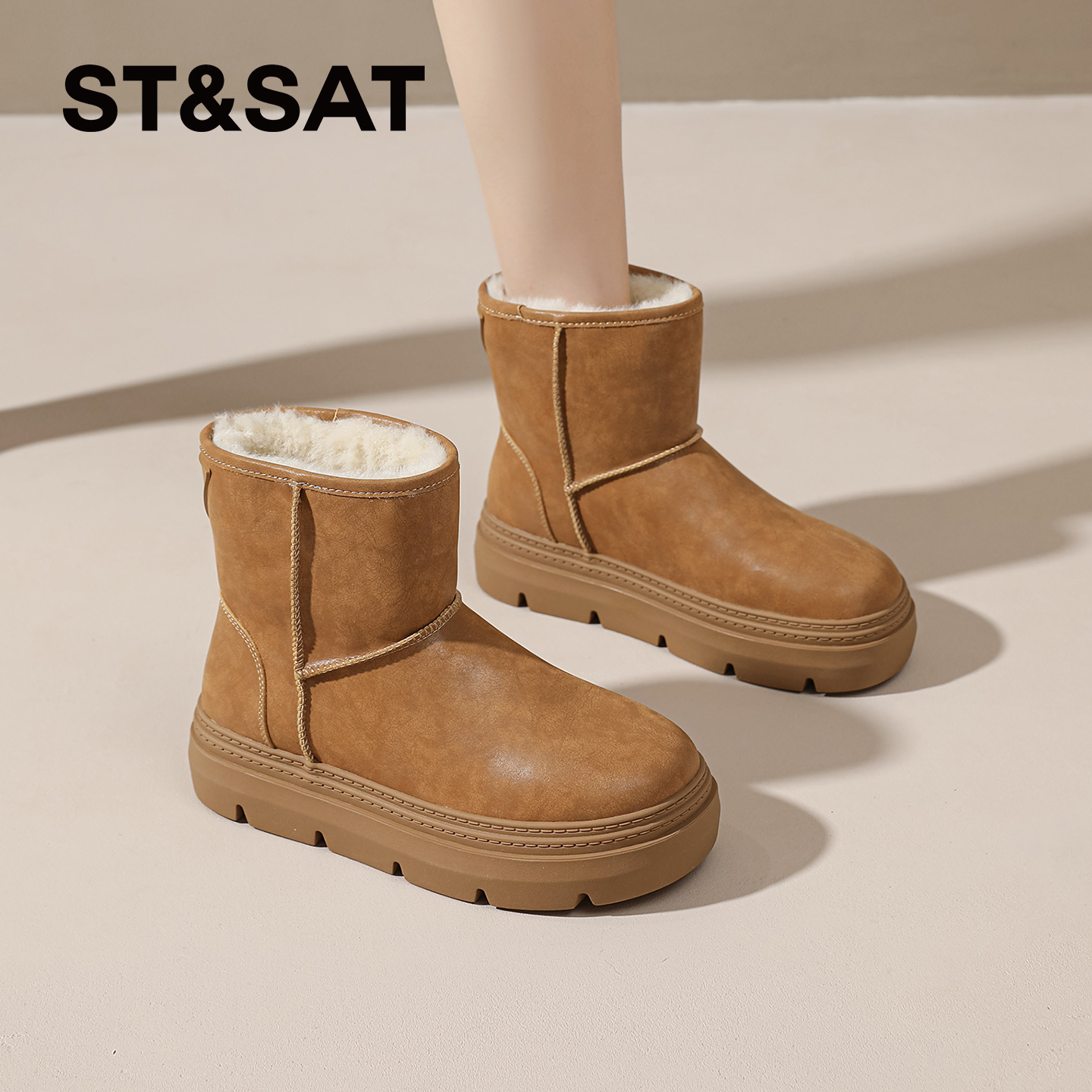 星期六休闲皮毛一体短靴女款2025新款保暖时尚雪地靴防寒耐磨女靴