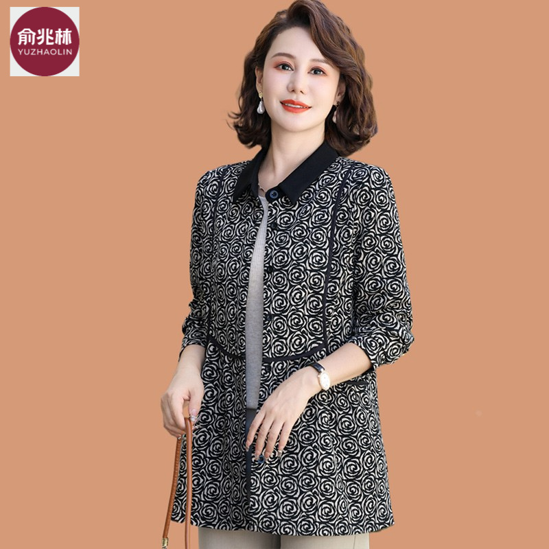 俞兆林妈妈洋气春秋薄款风衣中老年女装休闲衬衫上衣奶奶装秋装新