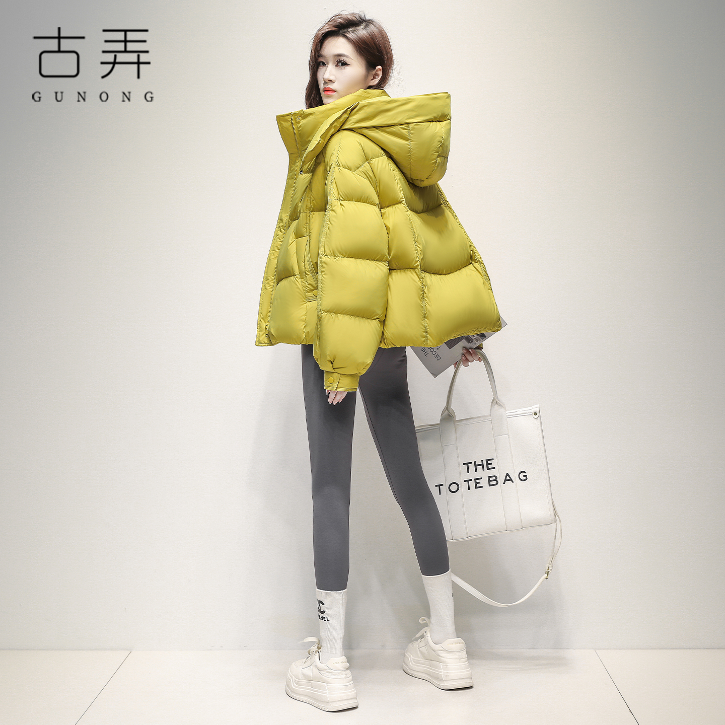 潮牌短款羽绒服女2025冬季新款小个子保暖面包服连帽高端加厚外套