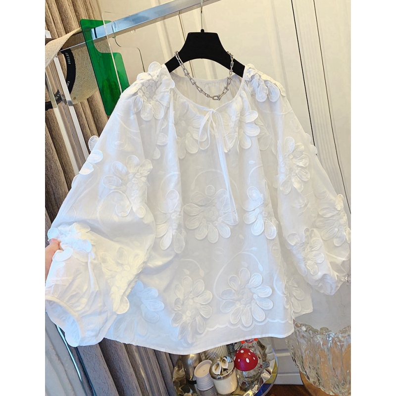 高级感超好看法式刺绣蕾丝花朵百搭白色衬衫娃娃衫宽松棉上衣女装