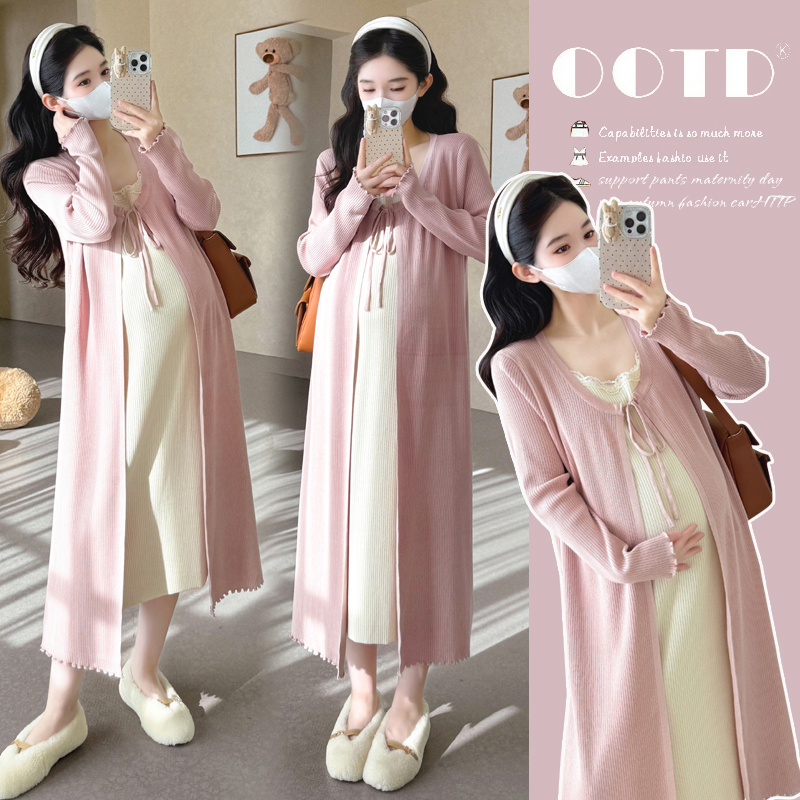 孕妇装2025秋冬新款甜美假两件蕾丝拼接针织设计感撞色系带连衣裙