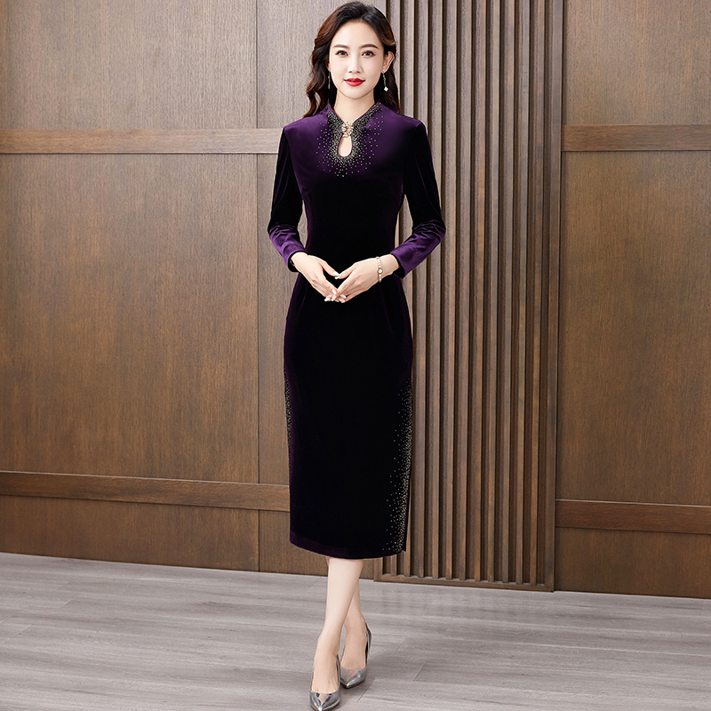 上档次连衣裙女春秋2025婚礼妈妈婚宴礼服喜婆婆装敬酒中长裙子
