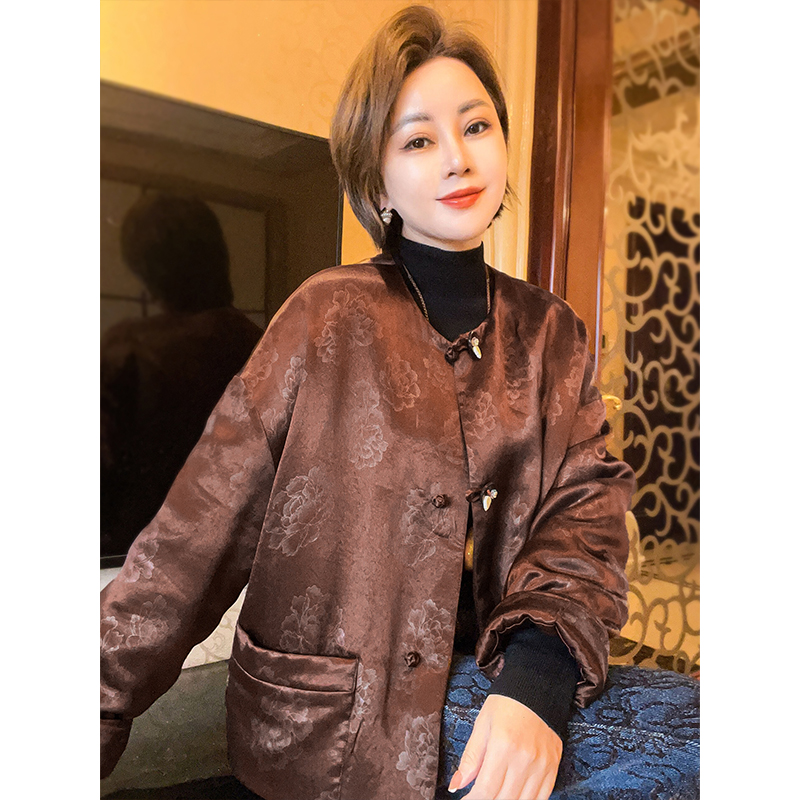 重磅醋酸桑蚕丝内胆填充棉服新中式精致时尚女装上衣25101627