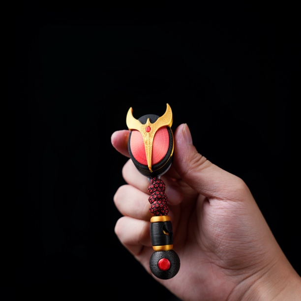 【空我】假面圣甲虫机械开甲密集叮叮推牌edc解压玩具