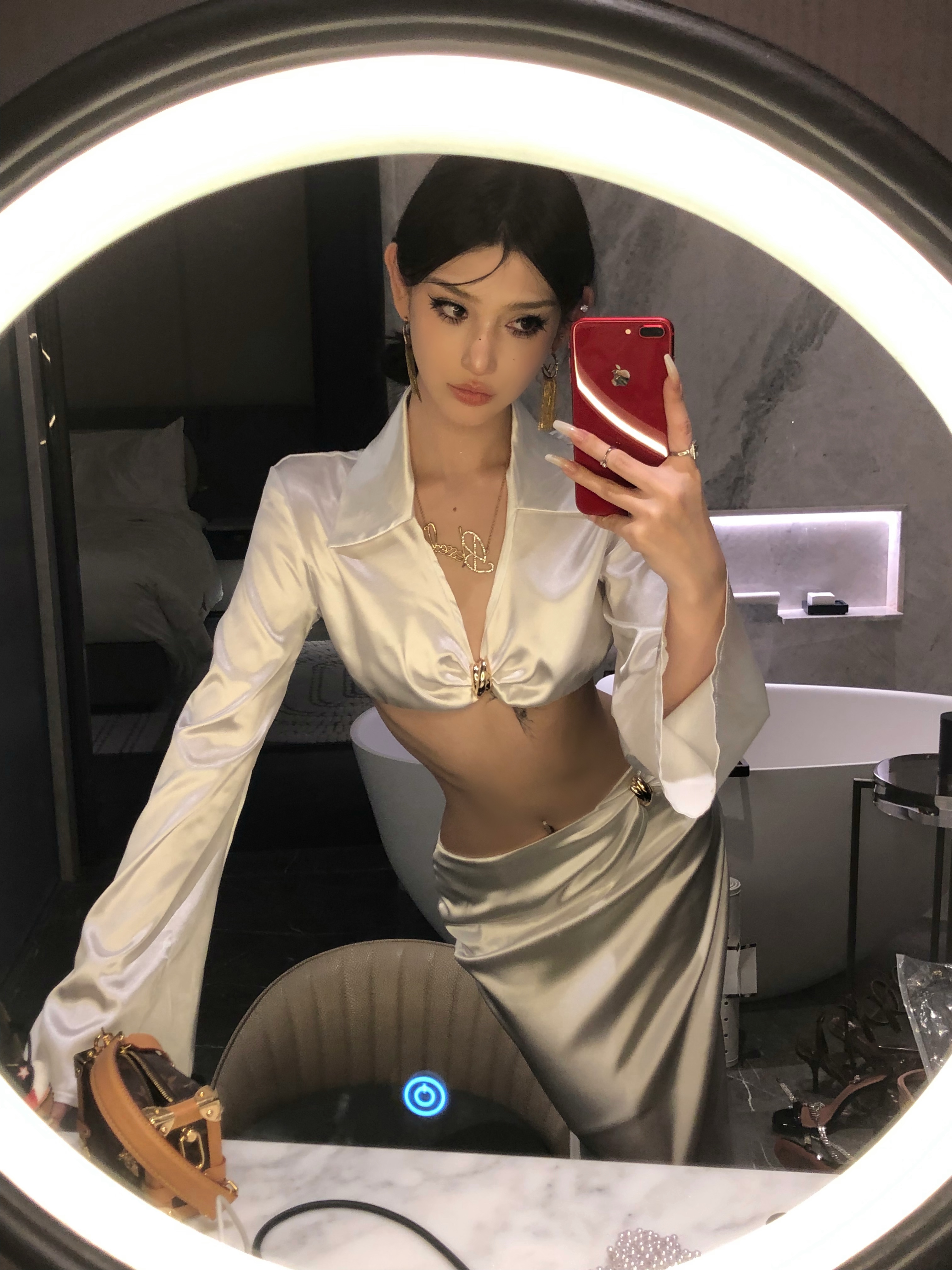 ChiclyNana 欧美辣妹穿搭两件套缎面深V长袖上衣性感修身长裙套装