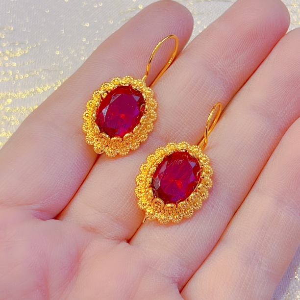 铜合金亚克力耳饰 民族风瑞丽风金色耳饰复古优雅红色耳钩