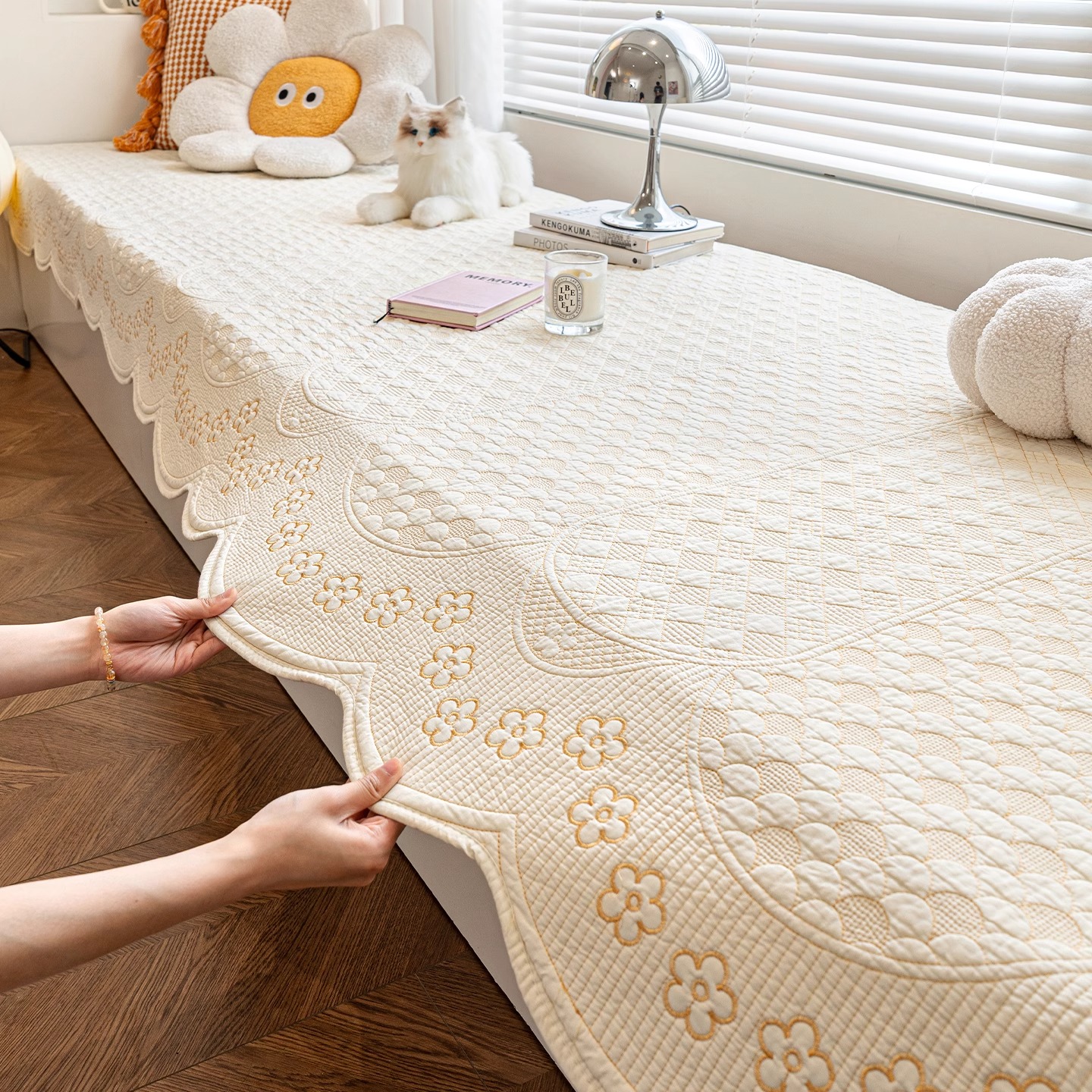 可机洗全棉窗台垫四季通用2025新款卧室阳台垫子薄款盖布带垂边毯