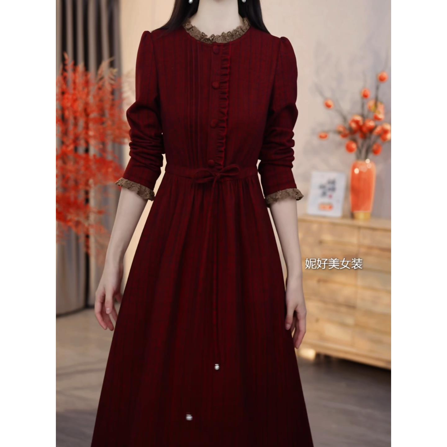 2025秋季新款时尚气质优雅百搭系带连衣裙宽松显瘦遮肉中长款裙子