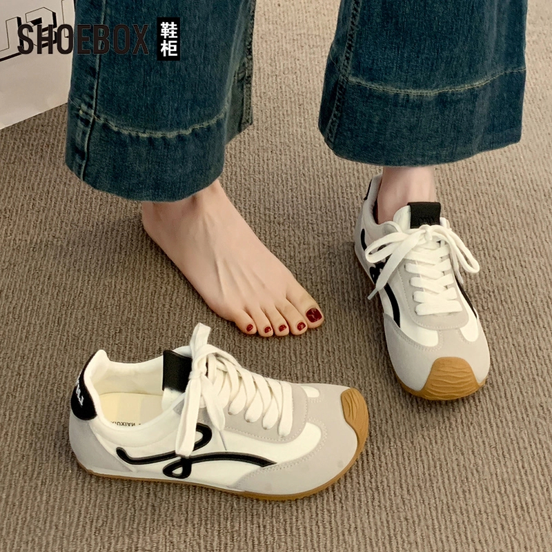 达芙妮集团鞋柜复古阿甘德训鞋女2025夏季新款透气休闲平底运动鞋