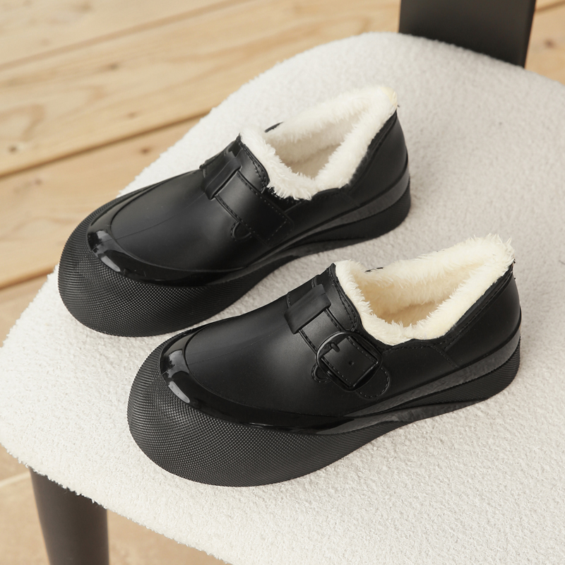 一体绒雨鞋女保暖防滑厚底雨靴固定绒胶鞋防水厨房鞋女士低帮水鞋