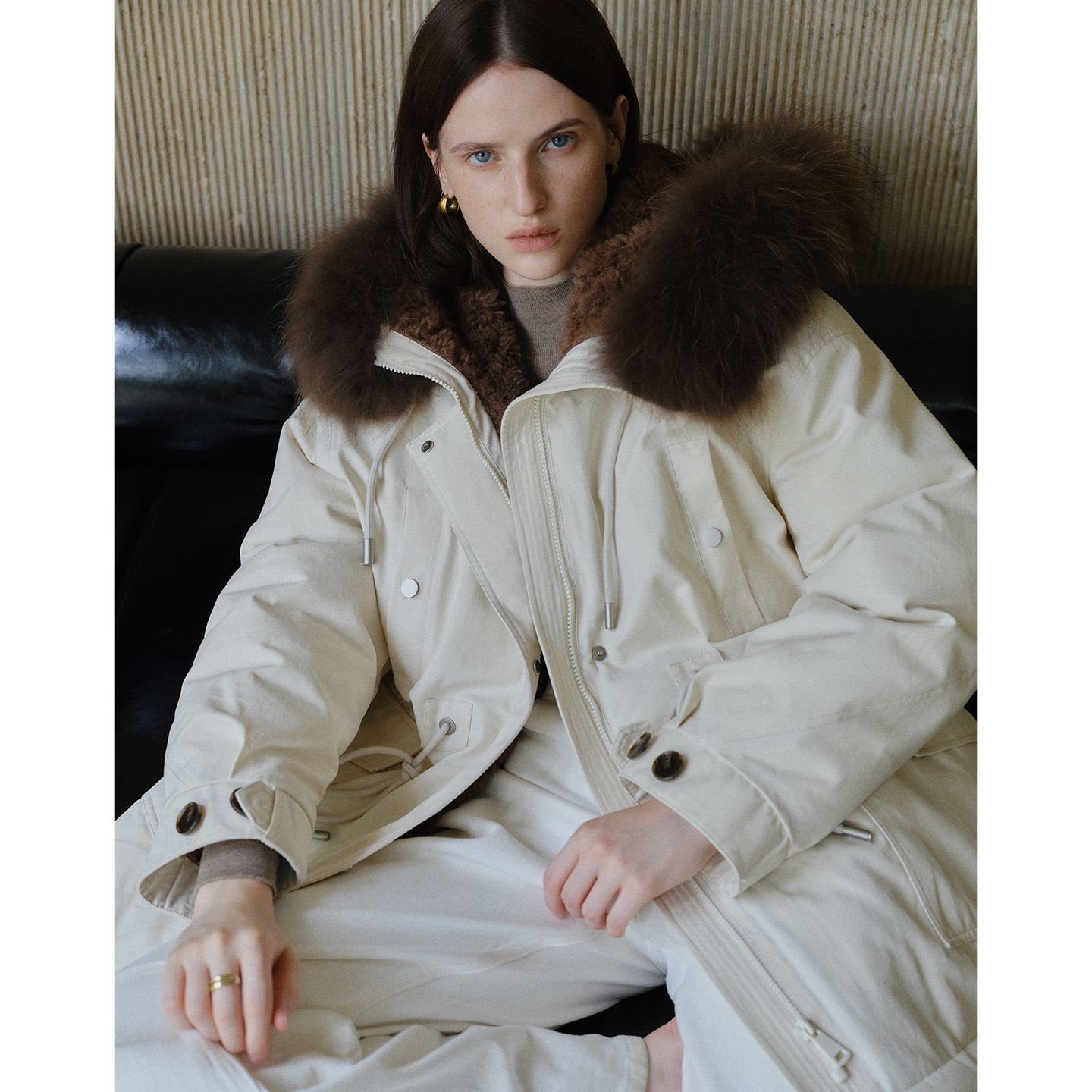 自巧巧绒lightwarm小个子连帽毛领派克服加厚保暖羽绒服25ZQ94056