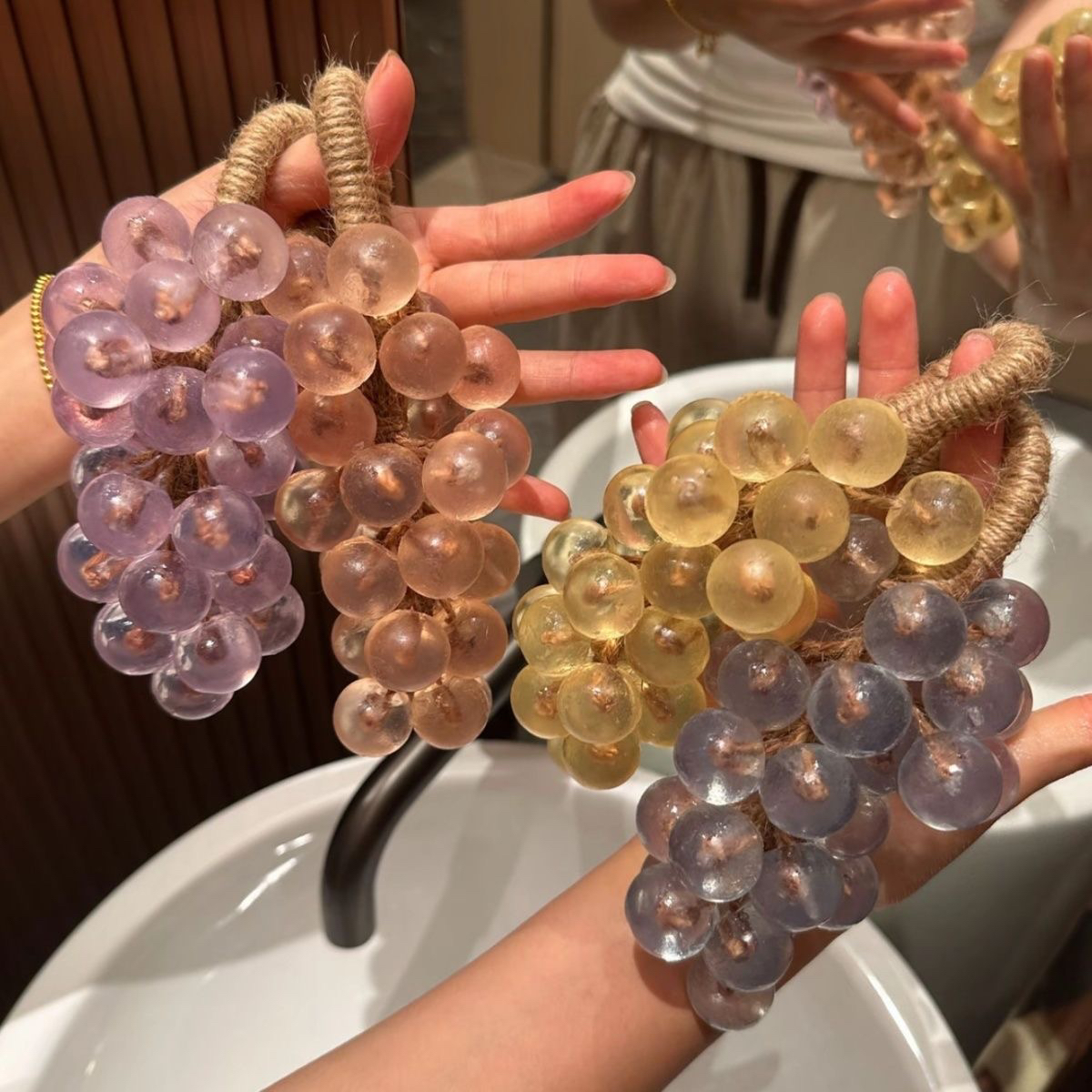 水晶葡萄香皂仿真留香挂件送礼生日礼物手工皂沐浴