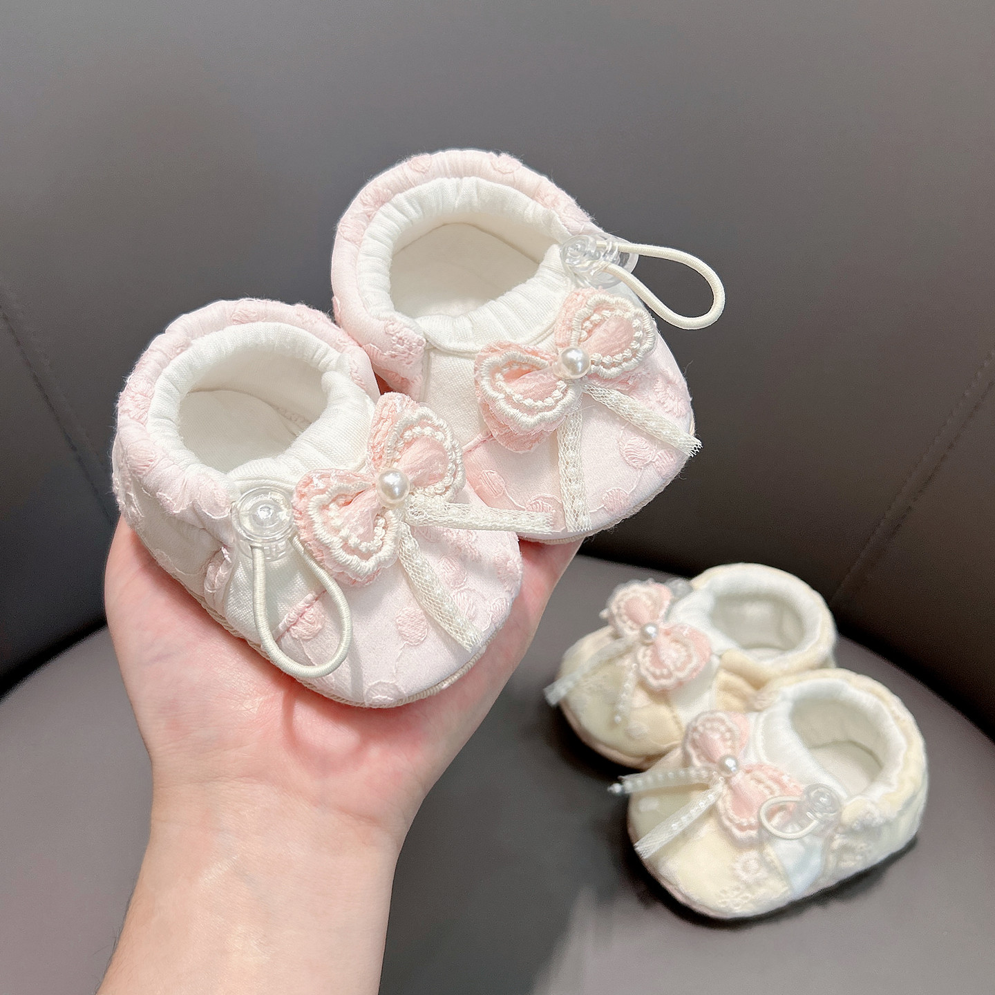 春秋初生婴儿鞋袜秋季0到6到12个月步前鞋新生儿小宝宝学步抽绳鞋