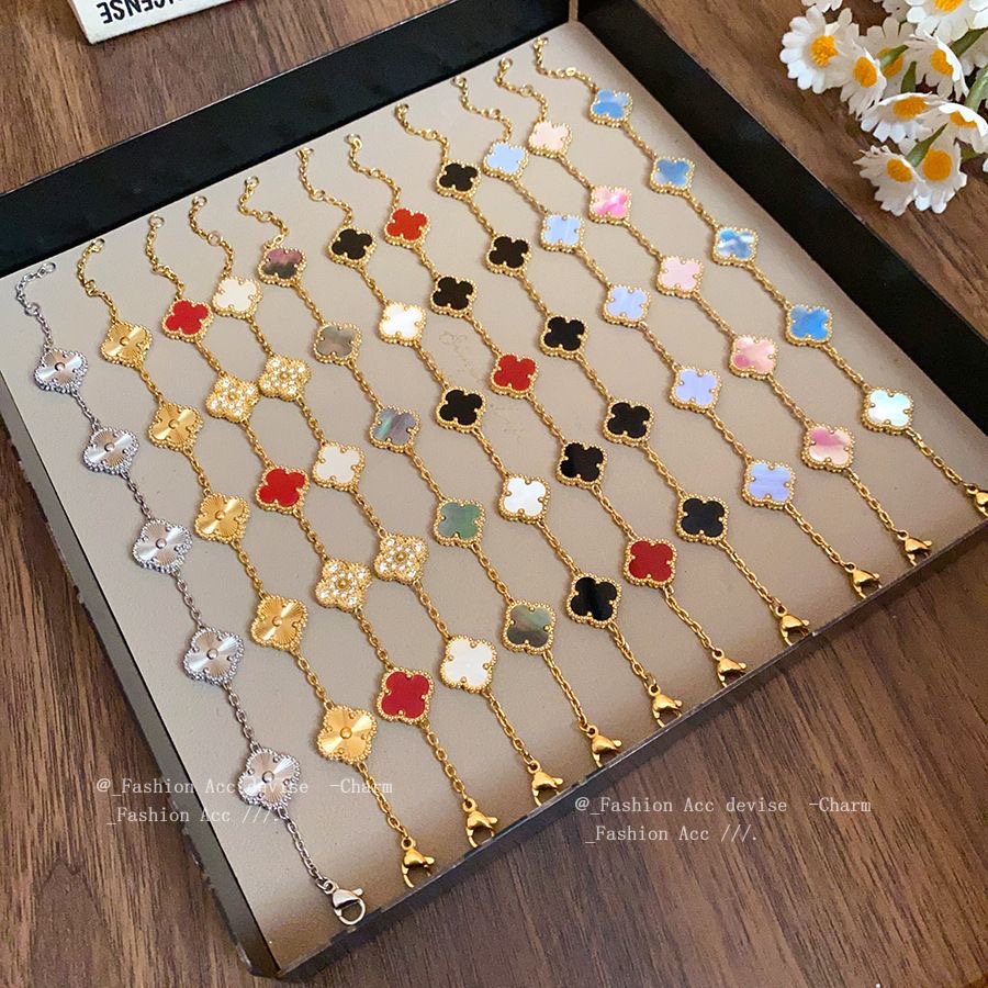 钛钢仿珍珠手链  四叶草五花手链 六层电镀固色时尚轻奢小众礼物