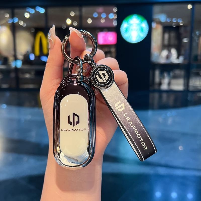 零跑B10钥匙套2025款新零跑T03增程版C11高级C10女c16汽车包壳扣