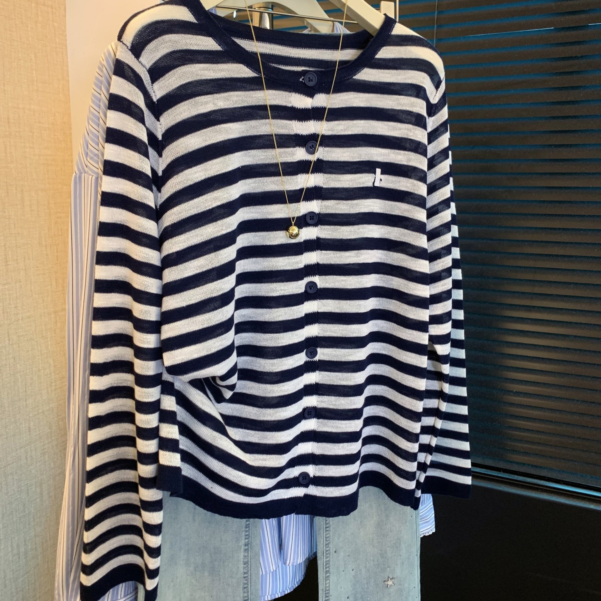 2025韩版条纹长袖针织衫秋款简约百搭显瘦基础款套头休闲圆领上衣