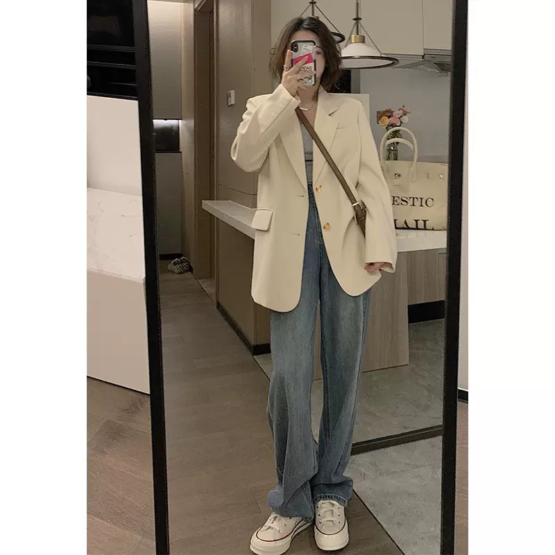 米白色西装外套女高级感宽松2025春秋新款韩版休闲显瘦单排扣西服