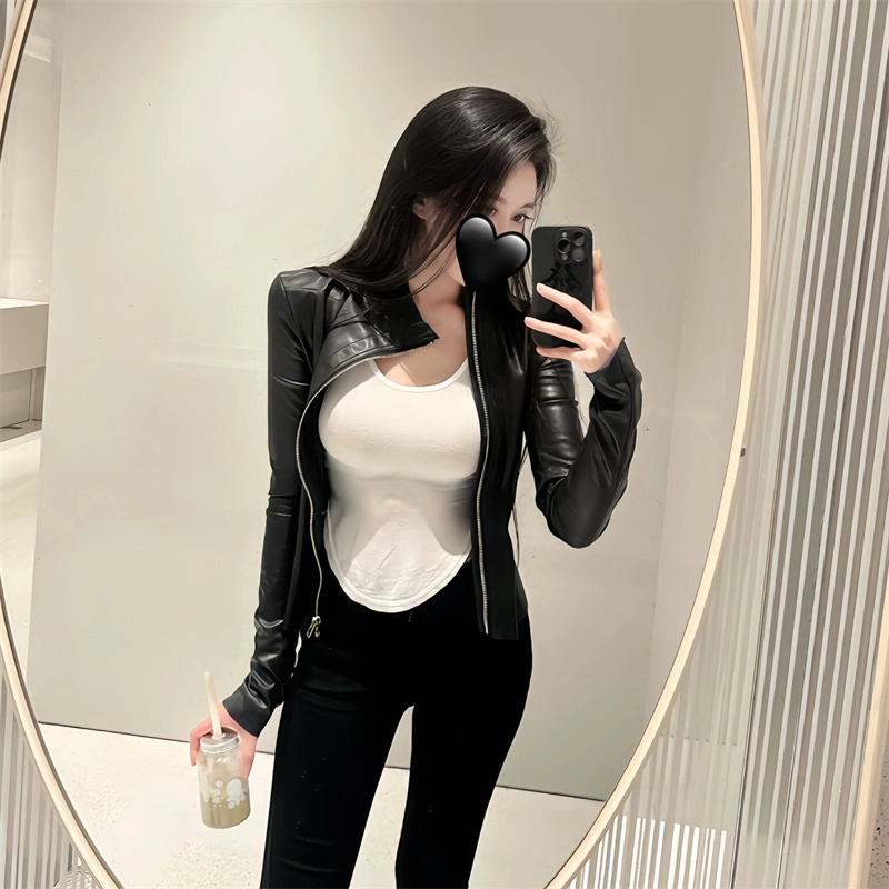 春秋新短款高腰纸片人黑色修身拉链紧身百搭显瘦PU皮衣外套上衣女